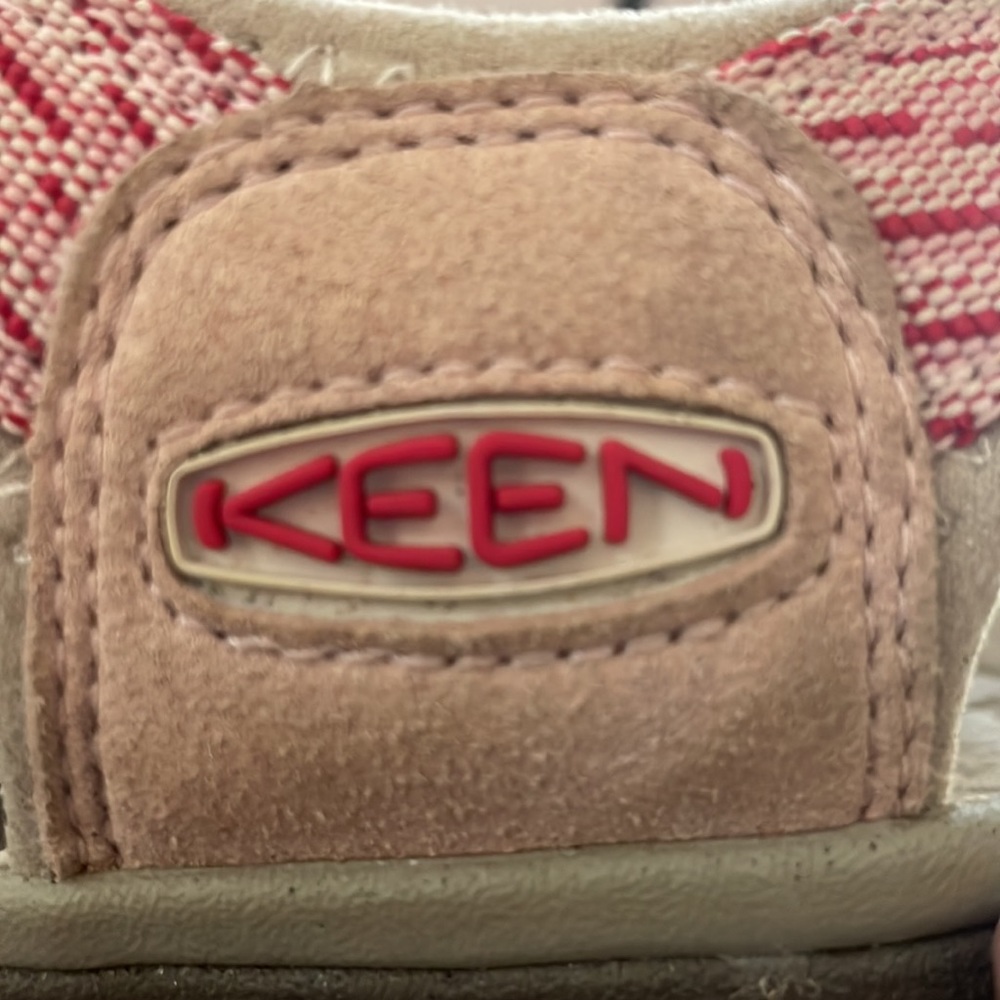 Keen waterproof sandals - Picture 8 of 9